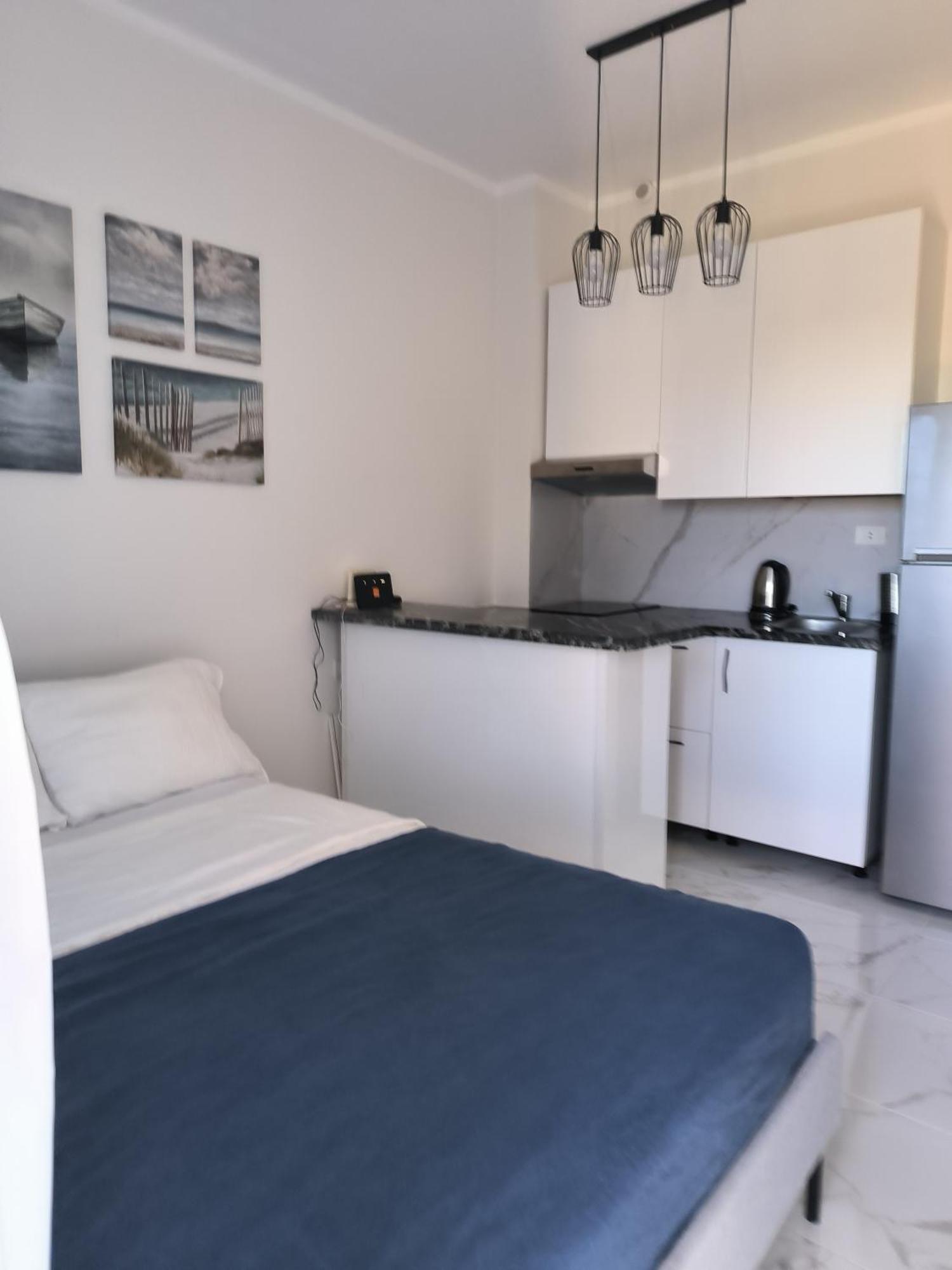 Solo Front Or For Couple Apartmán *